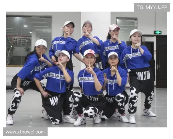 重庆街舞队的进攻策略与技巧深度解析探索街舞文化的魅力与发展